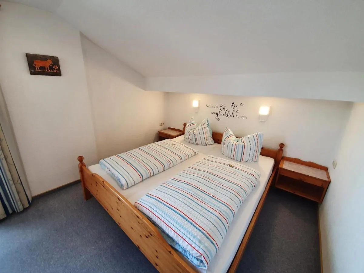 Haus Bayrhof Apartment Hopferau